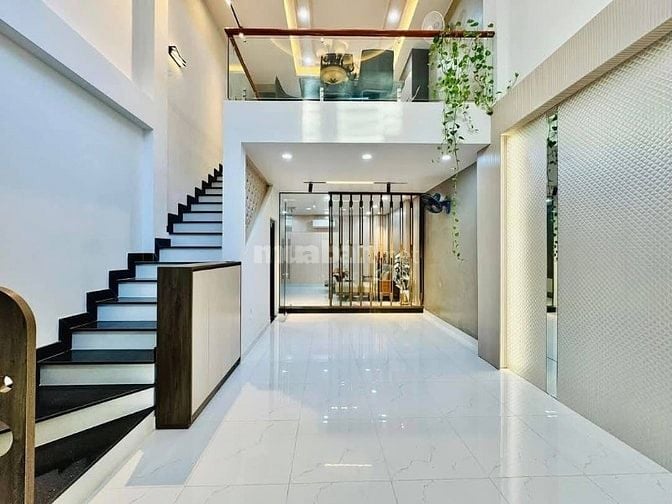 CHÚ HIỀN BÁN NHÀ GẦN CHỢ CÂY QUÉO - NGUYỄN VĂN ĐẬU, BT GIÁ 3TỶ350 HXH 