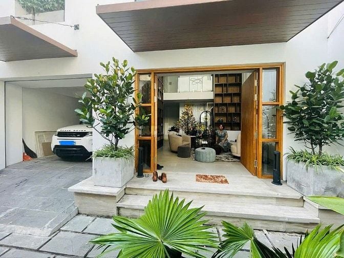 BÁN BIỆT THỰ SIÊU ĐẸP 352m2 KHU LÀNG BÁO CHÍ THẢO ĐIỀN Q.2 GIÁ 28 TỶ.