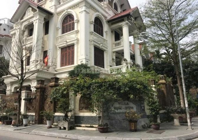 CẬP NHẬT CÁC CĂN BIỆT THỰ BÁN TẠI KĐT VƯỜN ĐÀO ĐƯỜNG LẠC LONG QUÂN TÂY
