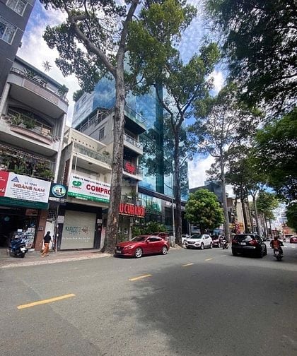 Bán Nhà Mặt Tiền Tôn Thất Tùng, Quận1, Nhà 3 tầng Giá chỉ 500tr/m2