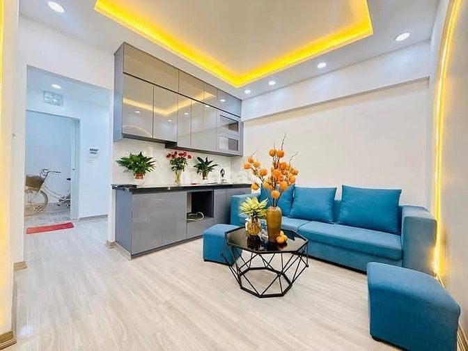 Nhà Đẹp Ở Luôn Nguyễn Chí Thanh, Đống Đa 60m, giá 3.05 tỷ. 