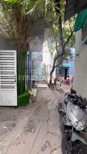 2 Mặt Hẻm Sư Vạn Hạnh,3Tầng,6PN,thoáng mát Thu Nhập 144tr,Gần Tr Học