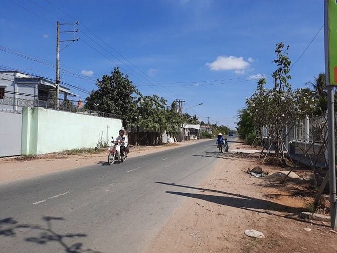 Bán Nhà và Đất 614m2 tại Tân Thanh, Giồng Trôm, Bến Tre