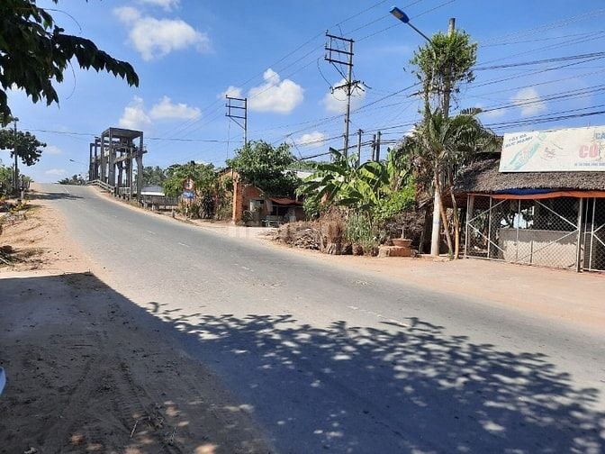 Bán Nhà và Đất 614m2 tại Tân Thanh, Giồng Trôm, Bến Tre