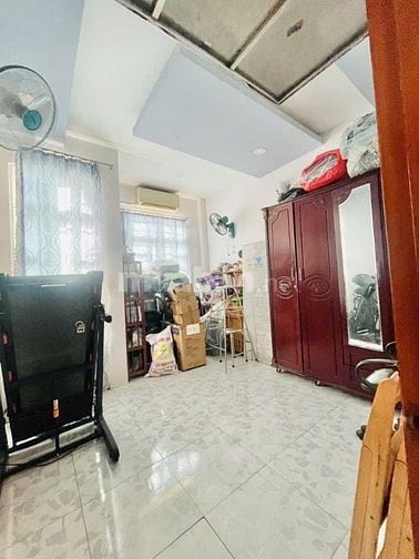 Hiếm nhà rẻ bán gấp nhà đường THOẠI NGỌC HẦU DT 4X16, 3 LẦU 