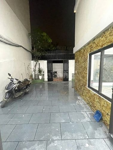 HOÀNG ĐẠO THÀNH, BIỆT THỰ SÂN VƯỜN, 2 MẶT NGÕ,OTO ĐỖ CỔNG, 6T GIÁ 12TY
