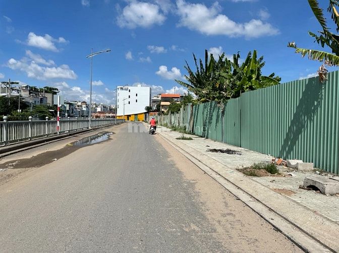 Bán đất mặt tiền Phạm Huy Thông, P.6, Gò Vấp: 17 x 40, giá 66 tỷ.