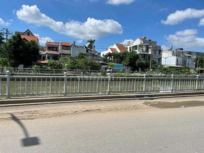 Bán đất mặt tiền Phạm Huy Thông, P.6, Gò Vấp: 17 x 40, giá 66 tỷ.