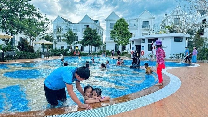 Biệt thự đơn lập, song lập view hồ dự án Ecocity, sẵn sổ, giá 11 tỷ.