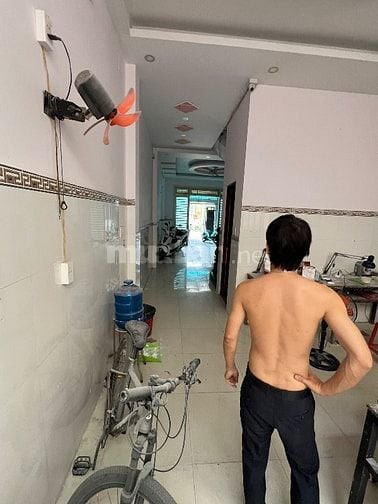 Nhà nguyên căn Mặt tiền đs 6 , 5x25m , 4pn , 2 lầu , 12tr , đường 15m