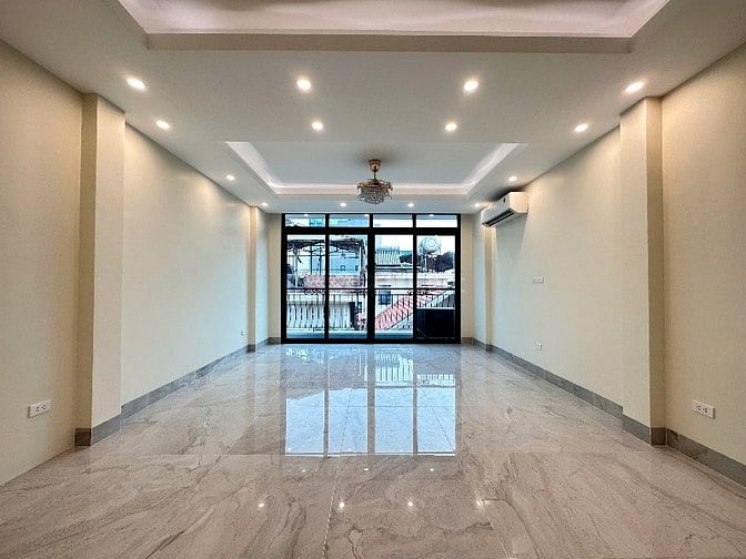 HIẾM - PHÂN LÔ ĐƯỜNG LÁNG - ĐỐNG ĐA - 50M - 6 TẦNG - MT 4,6M - 16,5 tỷ