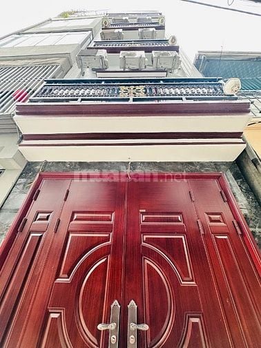 Bán nhà 42m 6 tầng thang máy 7.9 tỷ cạnh Resco đối diện CV Hoà Bình tạ