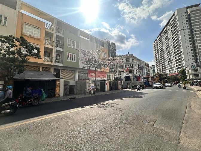 Giá 24 tỷ mặt tiền Phổ Quang, Phú Nhuận cần bán