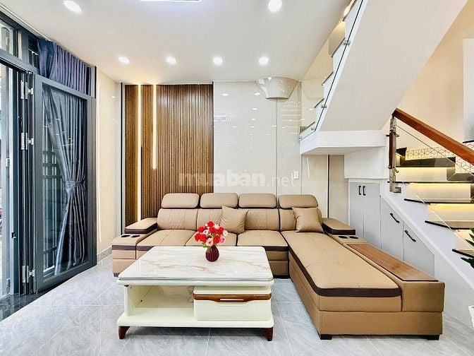 Cô Năm bán gấp nhà Đoàn Thị Điểm-P1-Phú Nhuận giá 1tỷ850 1trệt 1lầu 