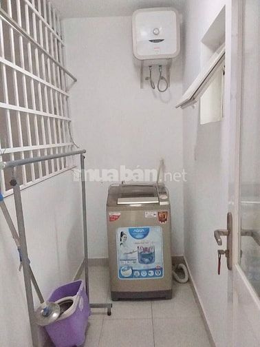 Chung cư Võ Văn Kiệt 2 Phòng ngủ 2wc 90m2 đầy đủ nội thất, hướng Q.1