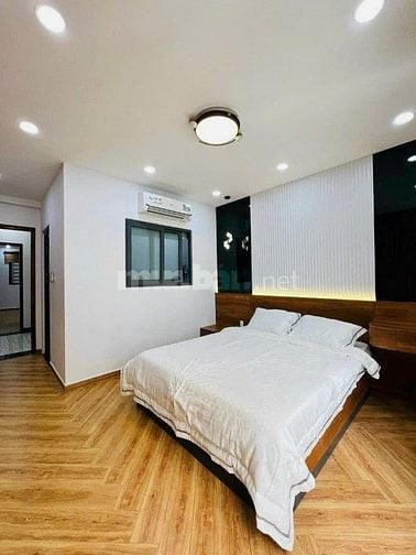 BÁN NHÀ HẺM XE HƠI ĐƯỜNG VƯỜN CHUỐI, QUẬN 3 GIÁ 3TỶ150 - DT:50m2 