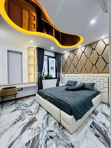 Đi nước ngoài định cư bán gấp nhà ở đường Trương Quyền, phường 6, quận