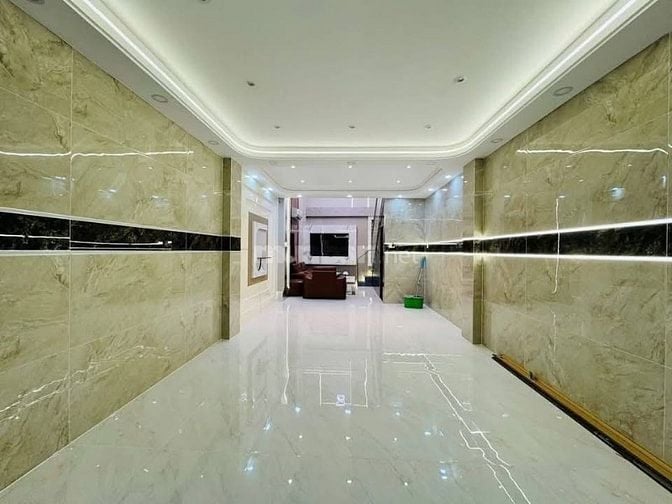 Đi nước ngoài định cư bán gấp nhà ở đường Trương Quyền, phường 6, quận