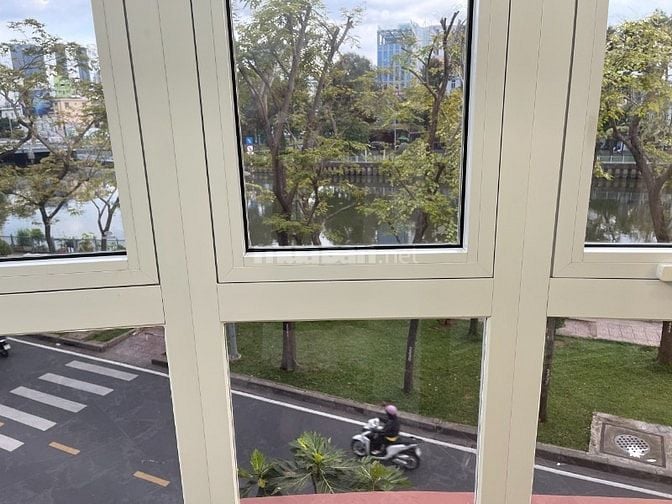 Phòng trọ cao cấp mặt tiền Trường Sa view sông, sát quận 1