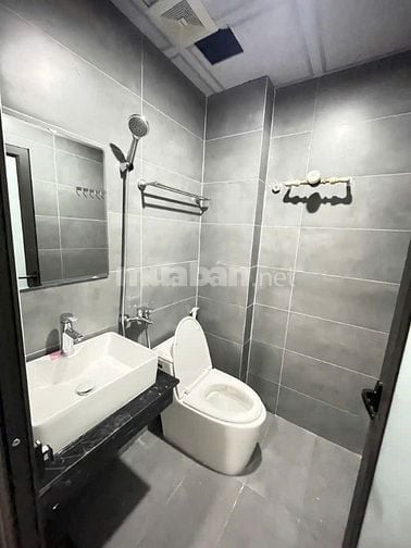 SIÊU PHẨM CCMN 15 PHÒNG FULL ĐỒ, 5 TẦNG, THAMG MÁY, NGÕ THÔNG