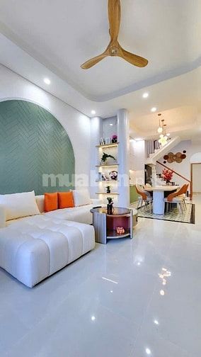 Chính chủ cần bán nhà Hoàng Hoa Thám P7 Bình Thạnh .