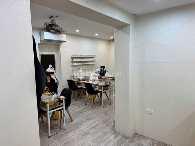 Cho thuê mặt bằng phố Yên Bái - phố Huế