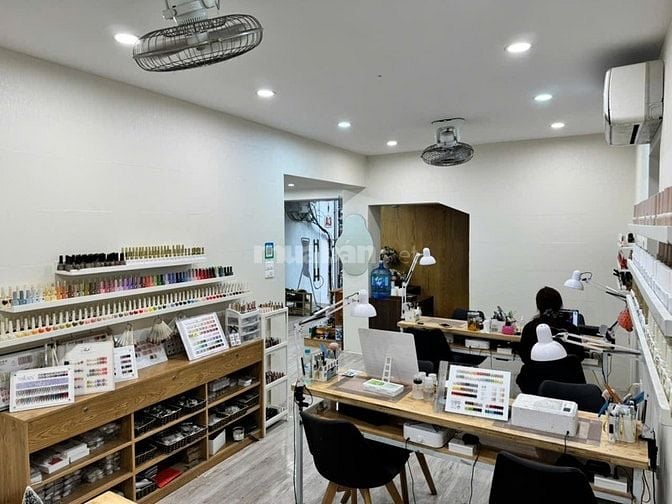 Cho thuê mặt bằng phố Yên Bái - phố Huế