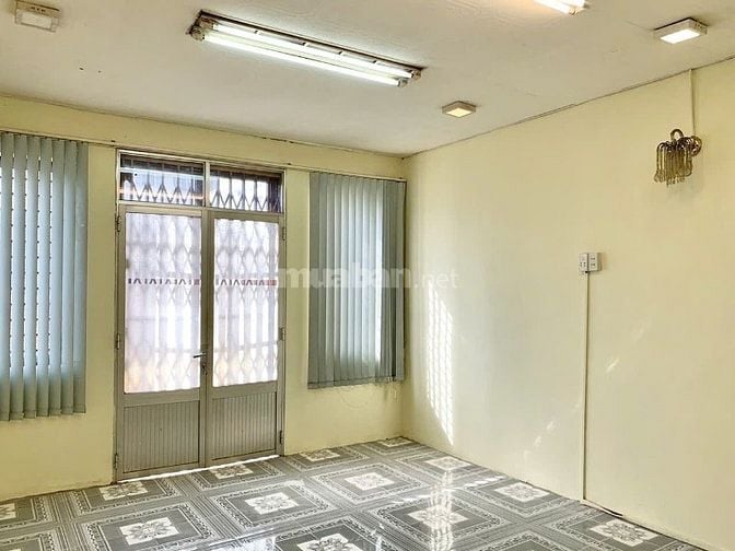 MẶT TIỀN TRẦN HƯNG ĐẠO QUẬN 5 - DT 100M2 NGANG 4,1M, LỀ 4M, 4 TẦNG