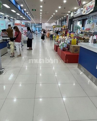 Việc làm tạp vụ cần tuyển gấp 2 nhân viên