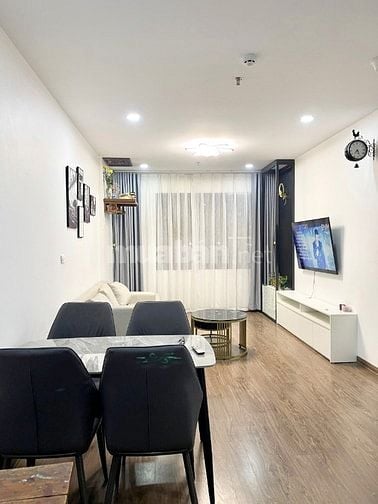 Cho thuê chung cư Khai Minh,p Khai Quang, Tp Vĩnh Yên, full nội thất