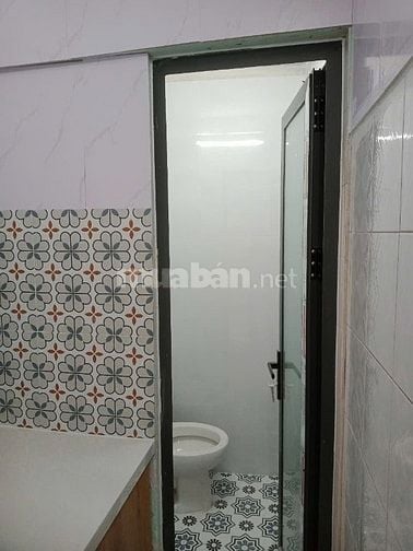 Nhà 2mặt kiệt thoáng sạch đẹp giá 1.1 tỷ