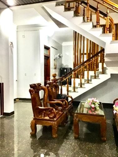 Cho thuê nhà mặt tiền tiện kinh doanh hoặc ở