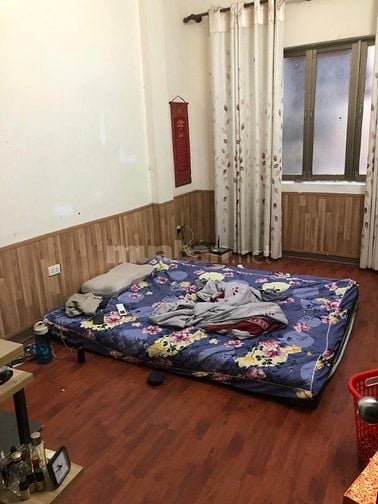 Cần bán mảnh đất ngõ Nguyễn Khoái, giá 2.6 tỷ, 33m2, ngõ thông 