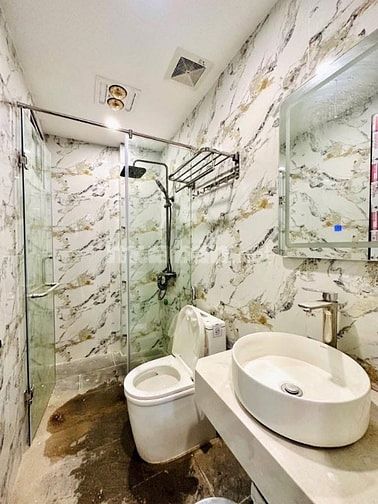 Cần bán gấp căn Bạch Đằng,p24,q. Bình Thạnh giá 3tỷ400tr hẻm ô tô