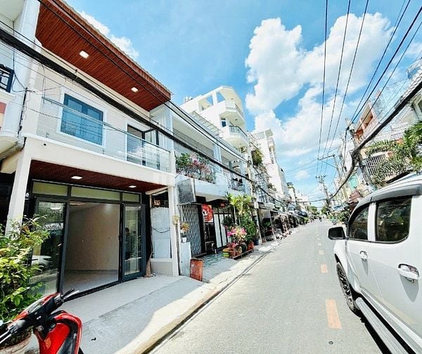 Bán nhà mặt tiền kinh doanh đường Ba Đình P10, Q8 giá chỉ 7,18 tỷ TL