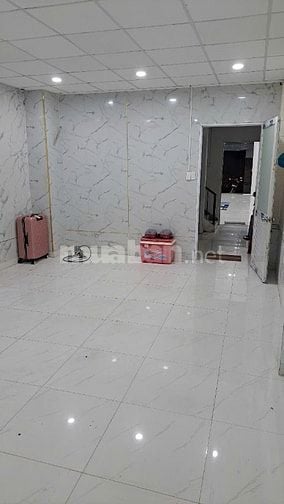 Cho Thuê Nhà Mặt Tiền Nguyễn Trãi, P11, Quận 5, Kinh doanh Sầm uất Q5