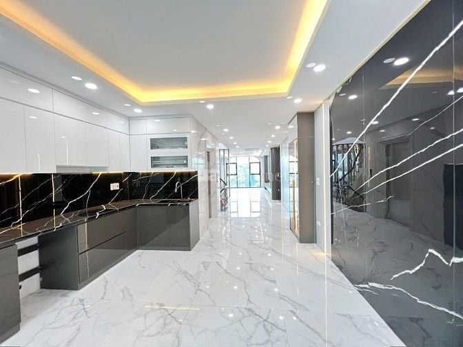 Siêu phẩm!!! Tòa nhà văn phòng Lĩnh Nam, Hoàng Mai, 125m2, 6t, Mt 5m.
