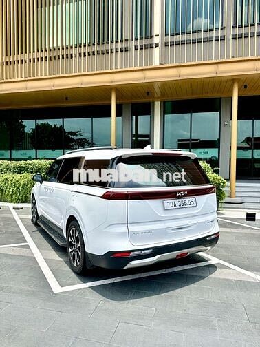 Kia Carnival 2022 Signature 2.2D - 55000 km