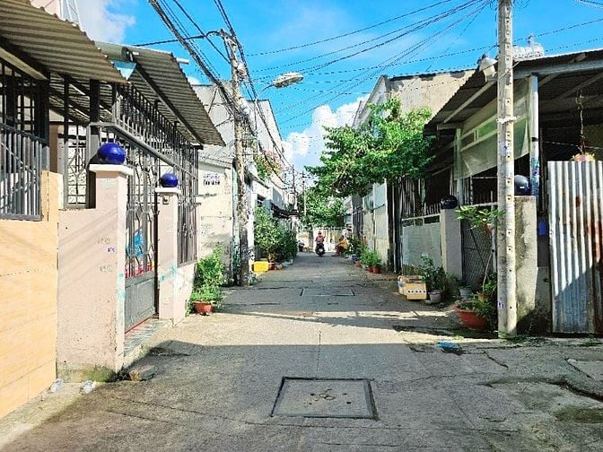 🏠-72m2-Q12-3ty8-hẻm Xe Hơi-lê thị riêng-4m x 18m-khu dân cư
