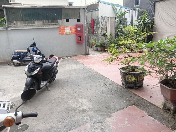 Bán mảnh đất đường Bát Khối - Q. Long Biên 