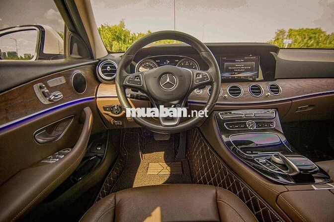 Mercedes Benz E Class 2016 E200 - 33950 km