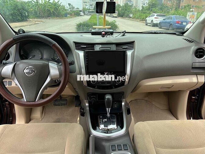 Nissan Navara 2017 NP300 EL 4x2 AT - 100000 km