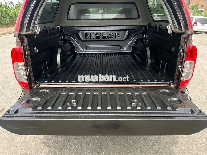 Nissan Navara 2017 NP300 EL 4x2 AT - 100000 km