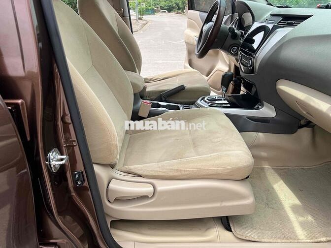 Nissan Navara 2017 NP300 EL 4x2 AT - 100000 km