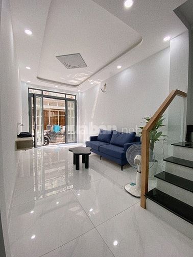 Nhà Giáp Quận 1,cách cầu Thị Nghè 300m ,DT 4x10,1T1L.Giá 4,9 tỷ TLCC