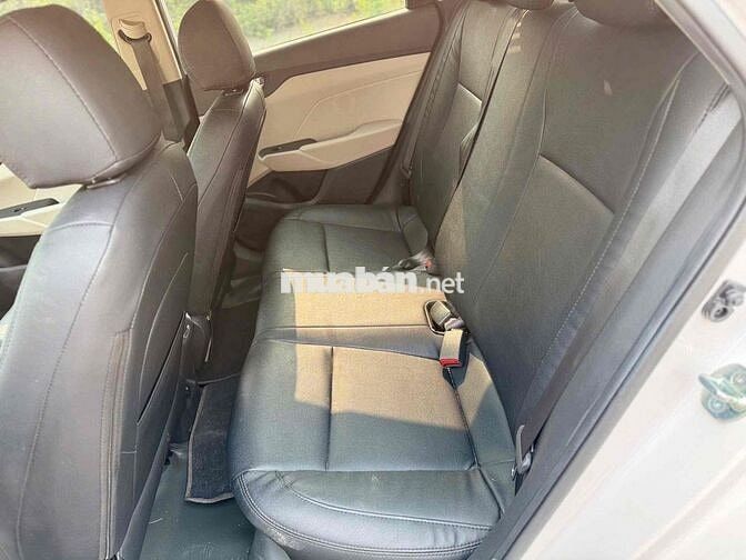 Hyundai Accent 2024 1.4 AT - 20000 km