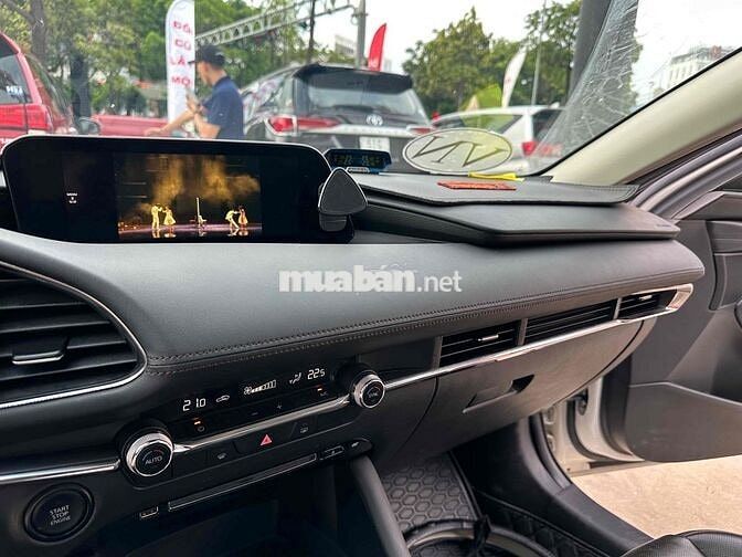 Mazda 3 2022 1.5L Premium - xe đẹp GIẢM SÂU