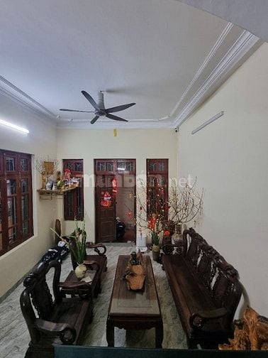 Bán nhà ngõ 72, Tôn Thất Tùng, Đống Đa, Hà Nội