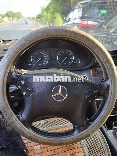 Mercedes Benz C Class 2005  - 260000 km