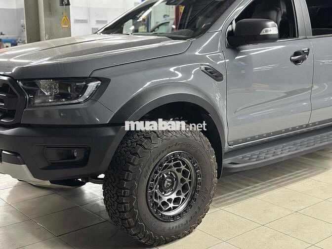Chính hãng bán Ranger Raptor 2019 Xám Xi Măng